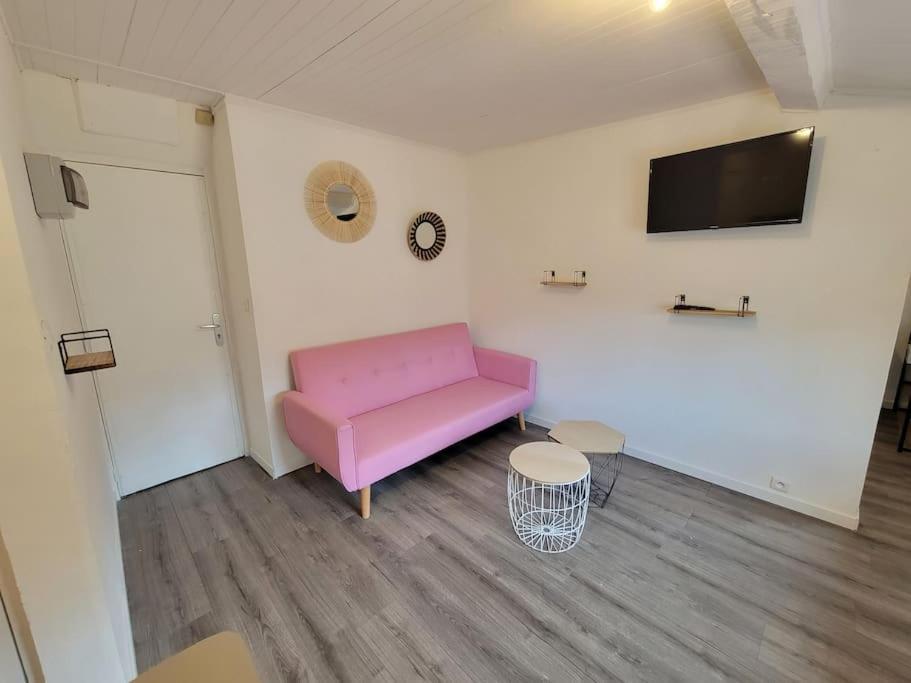 Fully Equipped Apartment 2 To 4 Beds Марсель Экстерьер фото