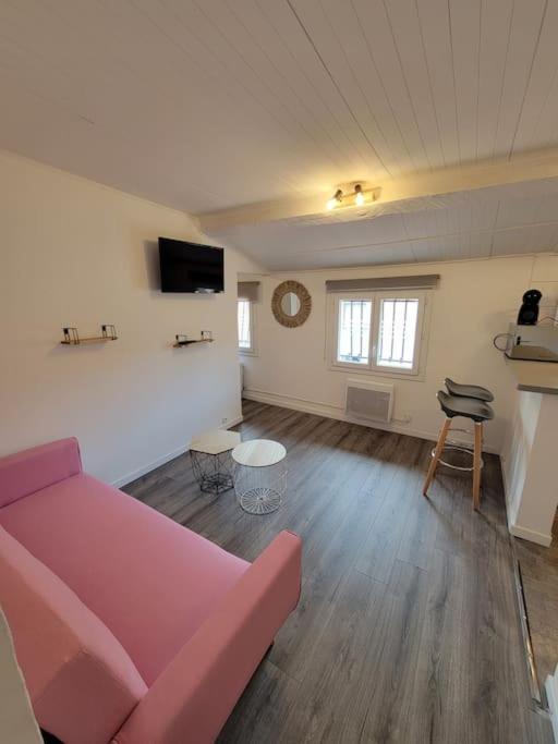 Fully Equipped Apartment 2 To 4 Beds Марсель Экстерьер фото