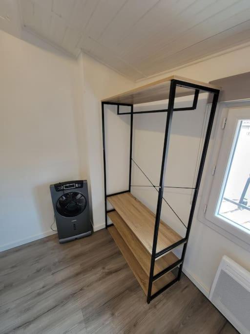 Fully Equipped Apartment 2 To 4 Beds Марсель Экстерьер фото